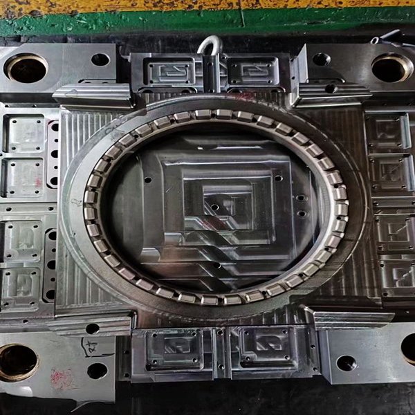 injection mold_rayingmould_